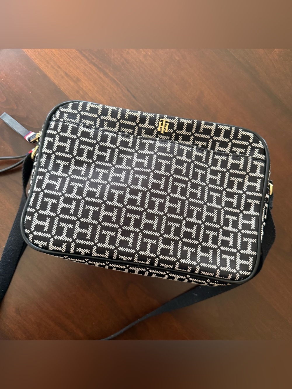 Tommy Hilfiger Crossbody Bag Purse